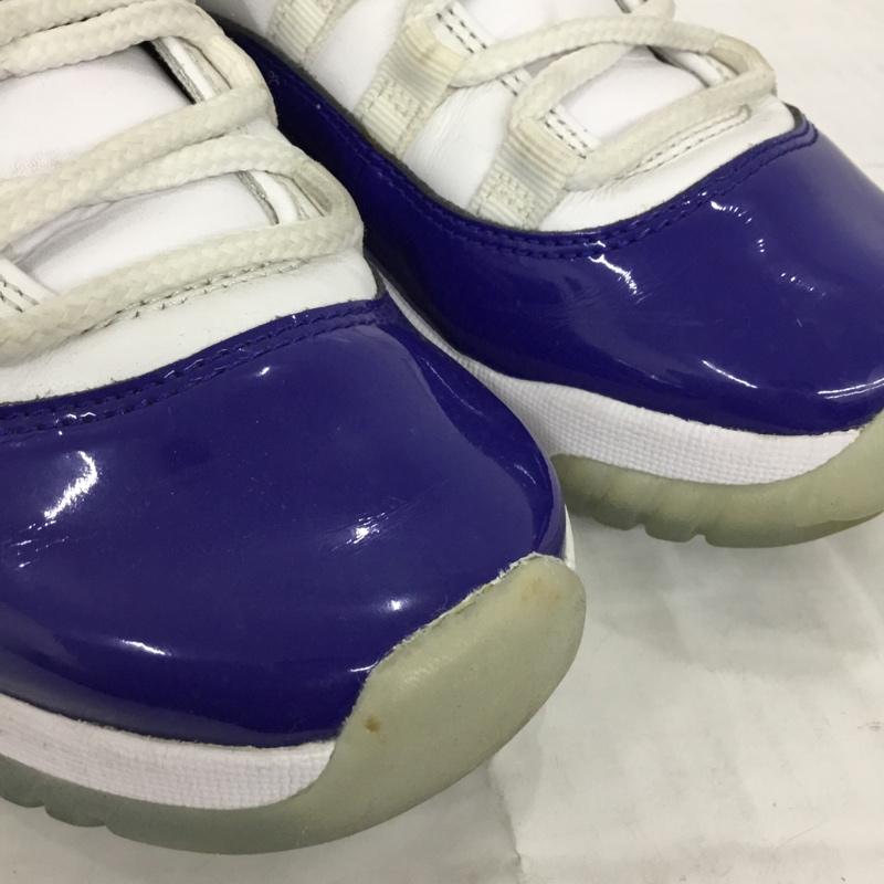 ナイキ NIKE スニーカー スニーカー AH7860-100 WMNS AIR JORDAN RETRO 11 LOW 23.5cm 23.5cm ワンポイント 白 / ホワイト / X 青 / ブルー / X 黒 / ブラック / レディース USED 古着 中古 10109885