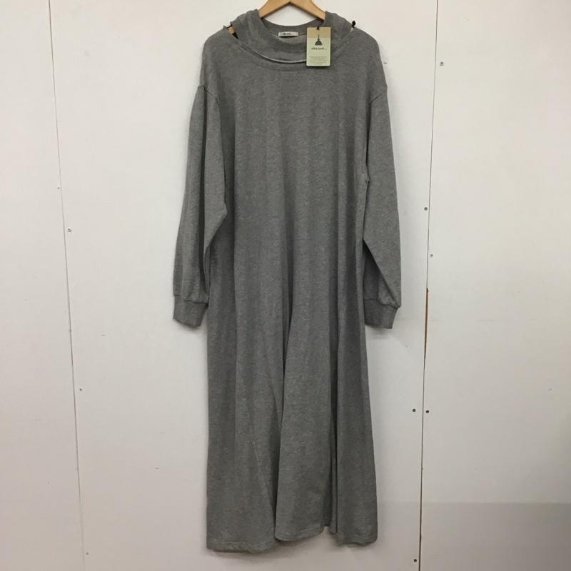 ニコアンド niko and... ワンピース ロングスカート 長袖ロングワンピース クルーネック スウェットワンピース FREE 無地 灰 / グレー / レディース USED 古着 中古 10138348