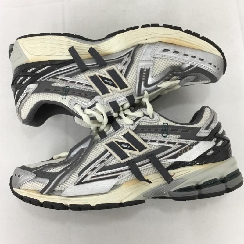 ニューバランス New Balance スニーカー スニーカー M1906AD 28cm 28.0cm ロゴ、文字 白 / ホワイト / X 灰 / グレー / X 銀 / シルバー / メンズ USED 古着 中古 10138034