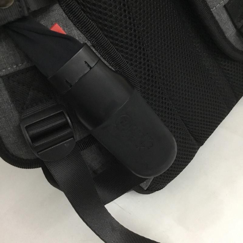 古着 USED リュックサック、デイパック リュックサック、デイバッグ CAPGY1 Wolffe Pack カメラリュック カメラバッグ タグ付き ロゴ、文字 灰 / グレー / メンズ USED 古着 中古 10128425