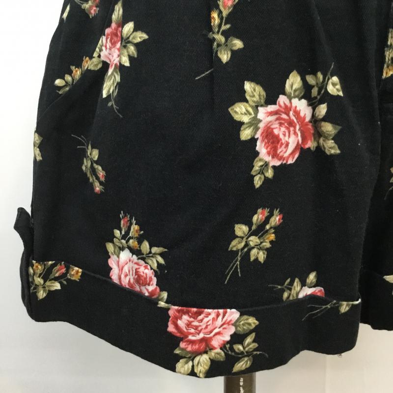 ページボーイ PAGEBOY パンツ ショートパンツ 花柄 総柄 X 花柄 黒 / ブラック / レディース USED 古着 中古 10044913