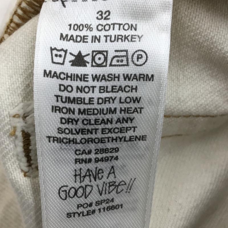 ステューシー STUSSY パンツ デニム、ジーンズ 32インチ ワンポイント オフホワイト / オフホワイト / メンズ USED 古着 中古 10142317