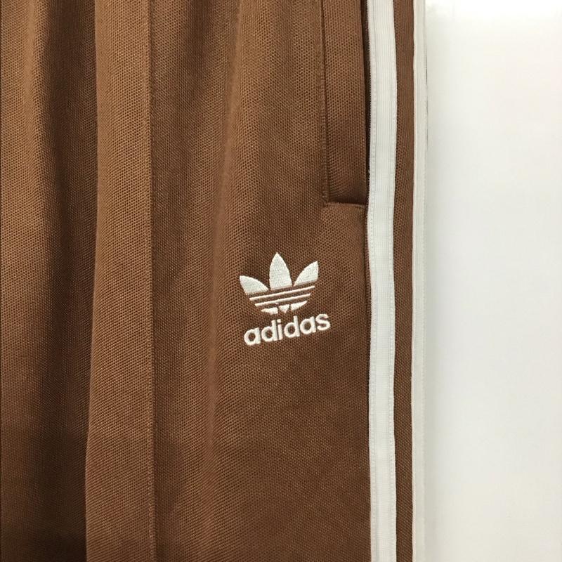 アディダス adidas パンツ ワークパンツ、ペインターパンツ iz2476 バギーフィットファイヤーバードトラックパンツ ワイドパンツ S ロゴ、文字 茶 / ブラウン / メンズ USED 古着 中古 10130824