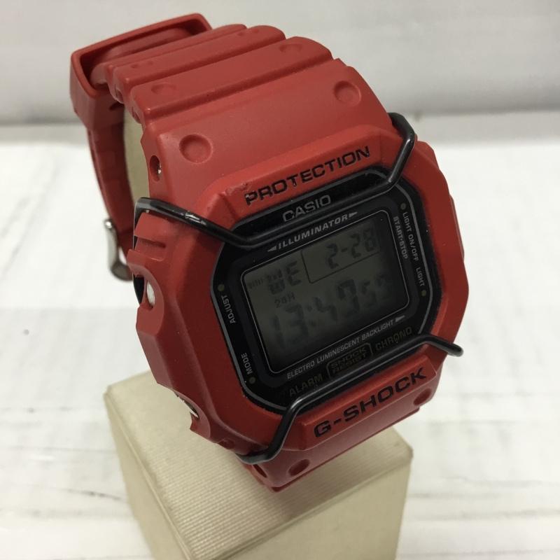 ジーショック G-SHOCK 腕時計 デジタル DW-5600P スクエア ロゴ、文字 赤 / レッド / メンズ USED 古着 中古 10106396