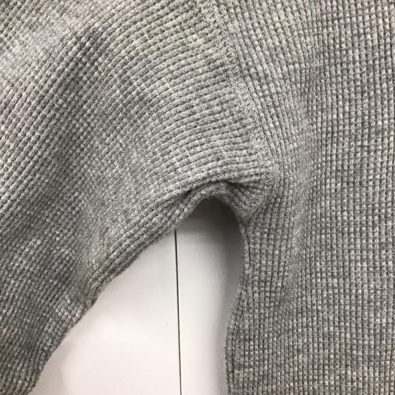 チャンピオン Champion カットソー 長袖 cw-s414 レディース長袖Tシャツ サーマル 長袖カットソー M ロゴ、文字 灰 / グレー / レディース USED 古着 中古 10128750