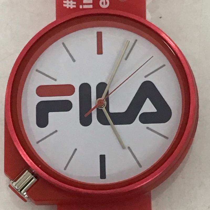 フィラ FILA 腕時計 アナログ(クォーツ式) 38-199 ロゴ、文字 赤 / レッド / レディース USED 古着 中古 10134117
