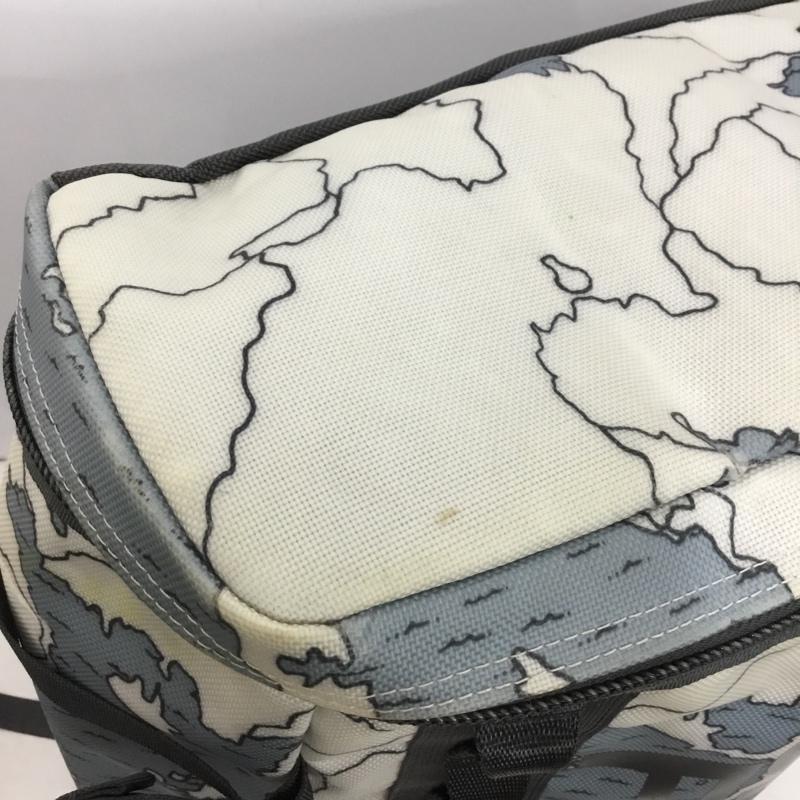 ザノースフェイス THE NORTH FACE リュックサック、デイパック リュックサック、デイバッグ NM81630 BCヒューズボックス ボックス型 ロゴ、文字 マルチカラー / マルチカラー / メンズ USED 古着 中古 10148749