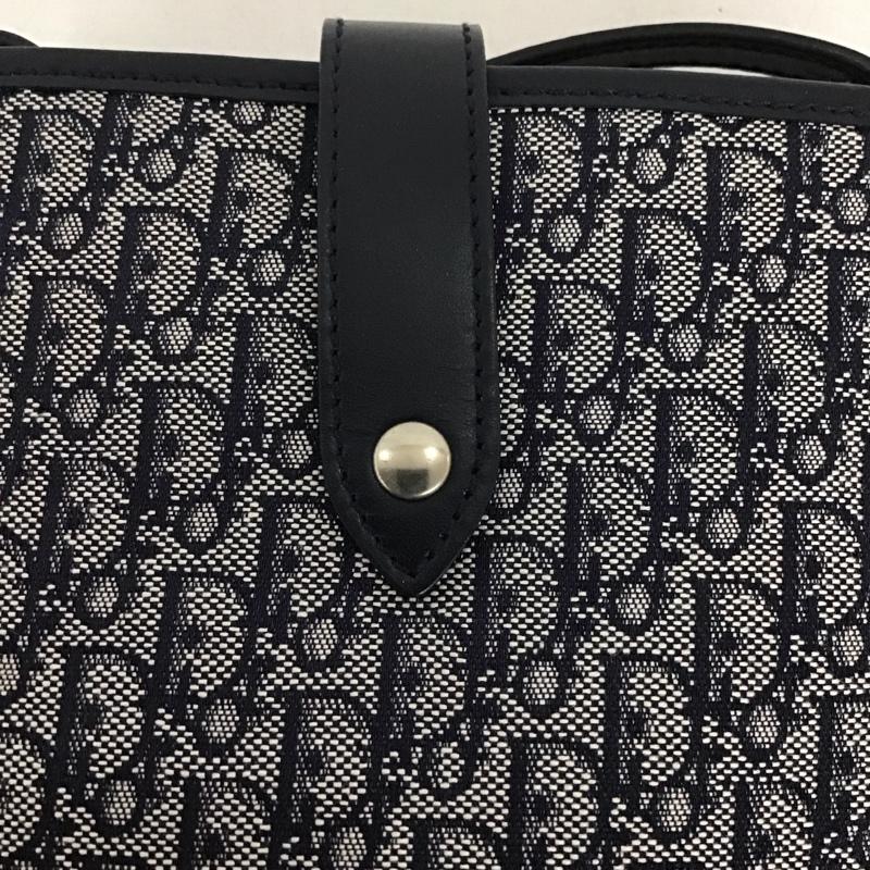 クリスチャンディオール Christian Dior ショルダーバッグ ショルダーバッグ トロッター柄 ポシェット 総柄 紺 / ネイビー / レディース USED 古着 中古 10135302