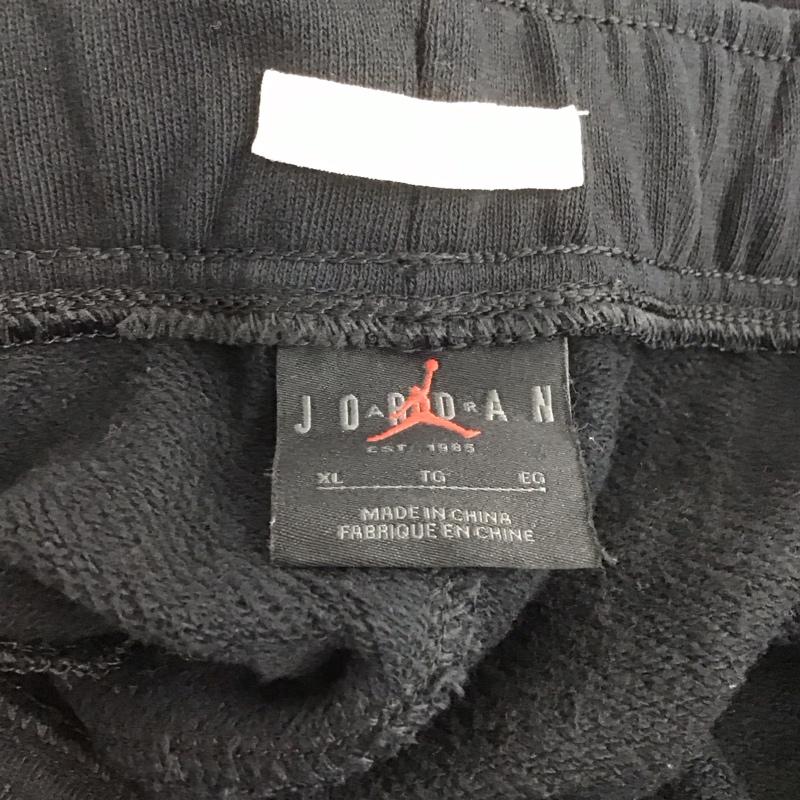ナイキ NIKE パンツ ショートパンツ da9823-010 ジョーダンエッセンシャルフリースショート ハーフパンツ カジュアルパンツ XL ロゴ、文字 黒 / ブラック / メンズ USED 古着 中古 10132786