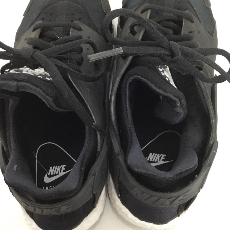 ナイキ NIKE スニーカー スニーカー 634835-006 WMNS AIR HUARACHE RUN エアハラチ 25cm 25.0cm ロゴ、文字 黒 / ブラック / X 白 / ホワイト / レディース USED 古着 中古 10128295
