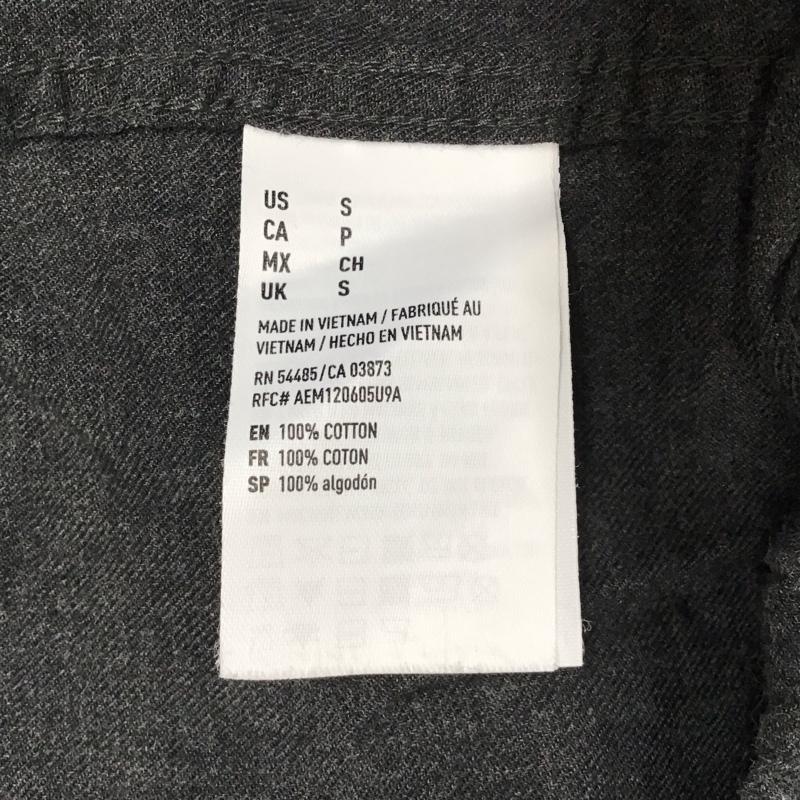 アメリカンイーグル AMERICANEAGLE シャツ、ブラウス 長袖 長袖シャツ カラーシャツ ポケットシャツ 長袖カットソー ボタンダウンシャツ S 無地 灰 / グレー / メンズ USED 古着 中古 10116871