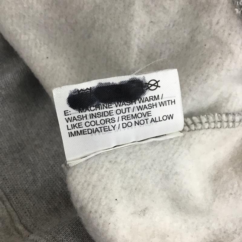 ナイキ NIKE トレーナー 長袖 キッズ スウェット 裏起毛 S ロゴ、文字 黒 / ブラック / X 灰 / グレー / ボーイズ USED 古着 中古 10117756