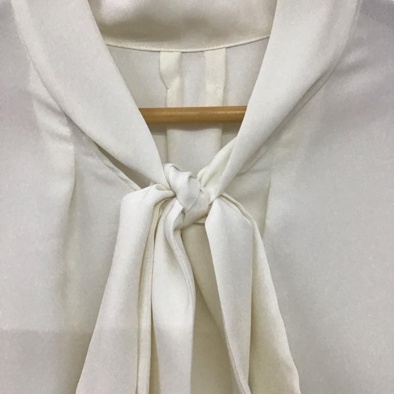 ユナイテッドアローズグリーンレーベルリラクシング UNITED ARROWS green label relaxing カットソー 長袖 長袖カットソー 長袖シャツ サテン 無地 白 / ホワイト / レディース USED 古着 中古 10133001