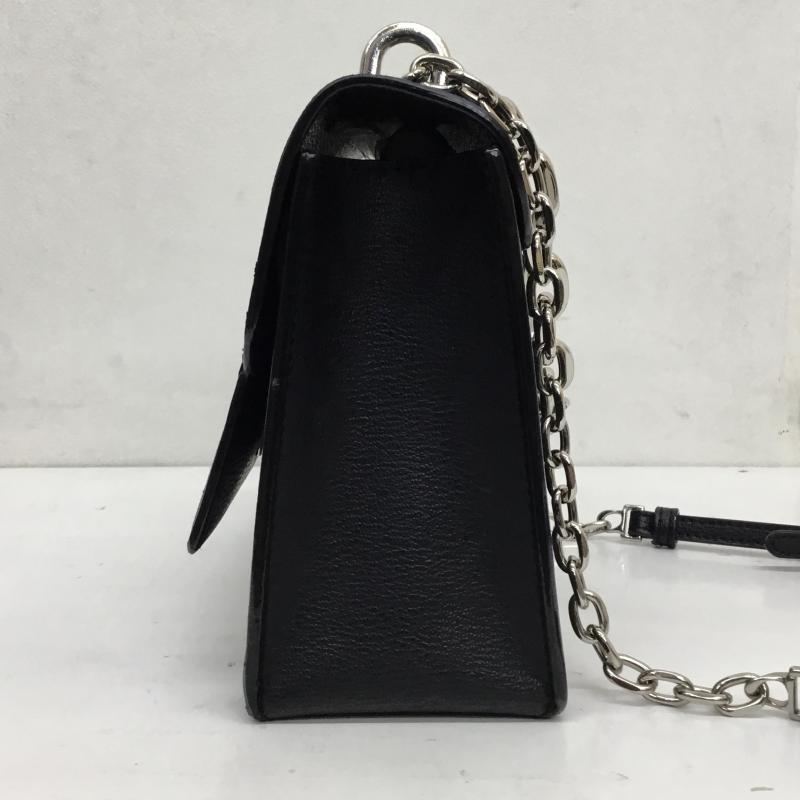 チャールズアンドキース charles&keith ショルダーバッグ ショルダーバッグ チェーンストラッププッシュロック クロスボディバッグ ロゴ、文字 黒 / ブラック / X 銀 / シルバー / レディース USED 古着 中古 10130868