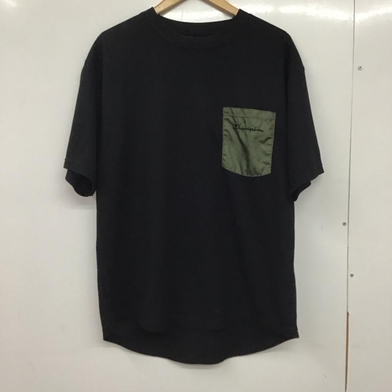 チャンピオン Champion カットソー 半袖 c3-bs325 半袖カットソー 無地Tシャツ クルーネックカットソー XL ロゴ、文字 黒 / ブラック / メンズ USED 古着 中古 10137492