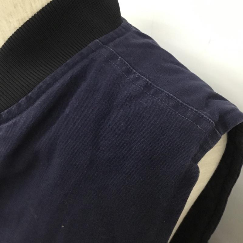 カーハート Carhartt ジャケット、上着 ジャンパー、ブルゾン ジップアップベスト ダウンベスト ノースリーブカットソー XL ロゴ、文字 紺 / ネイビー / メンズ USED 古着 中古 10110017