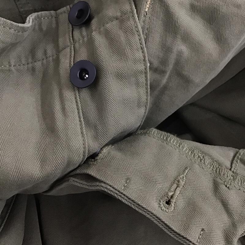 フリーホイーラーズ FREEWHEELERS パンツ ワークパンツ、ペインターパンツ USMCDEVILDOGM-1944 VintageStyleHeavyWeightYarnDyedHerringboneTwill ミリタリーパンツ 38インチ ロゴ、文字 カーキ / カーキ / メンズ USED 古着 中古 10129034