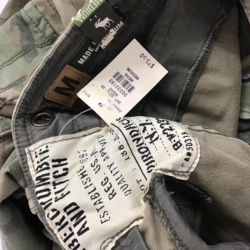 アバクロンビーアンドフィッチ ABERCROMBIE&FITCH パンツ ワークパンツ、ペインターパンツ ワークパンツ ワイドパンツ カジュアルパンツ ミリタリーパンツ M カモフラージュ柄・迷彩 マルチカラー / マルチカラー / メンズ USED 古着 中古 10139185