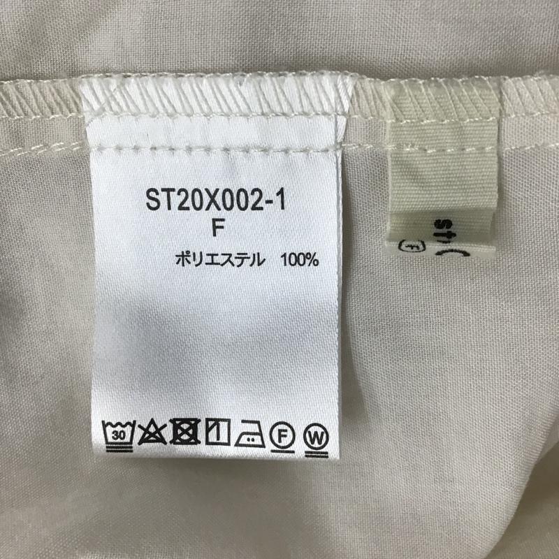 スタディオクリップ studio CLIP シャツ、ブラウス 長袖 長袖シャツ クルーネックカットソー フレアシャツ バックボタンシャツ FREE 無地 白 / ホワイト / レディース USED 古着 中古 10105926