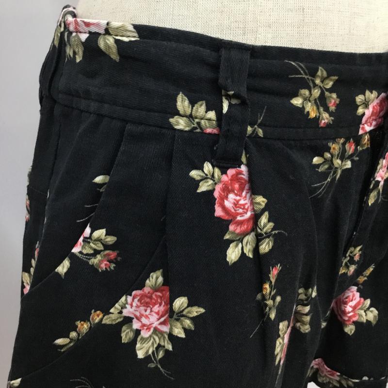 ページボーイ PAGEBOY パンツ ショートパンツ 花柄 総柄 X 花柄 黒 / ブラック / レディース USED 古着 中古 10044913