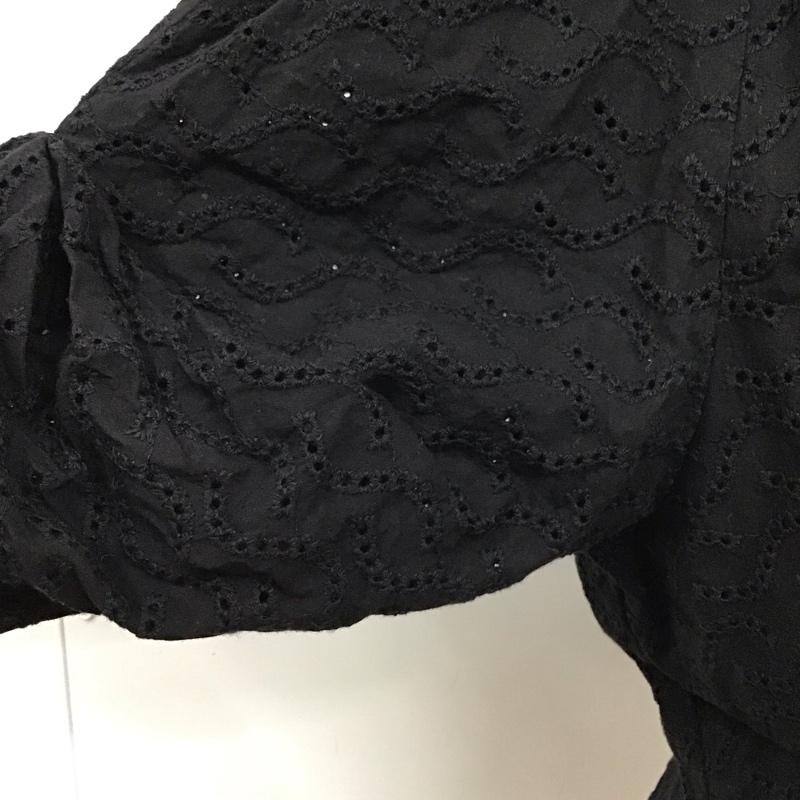 スライ SLY シャツ、ブラウス 半袖 030dsz30-3500 TUCKSLEEVECOTTONLACEトップス 半袖シャツ フレアシャツ 2 無地 黒 / ブラック / レディース USED 古着 中古 10115972