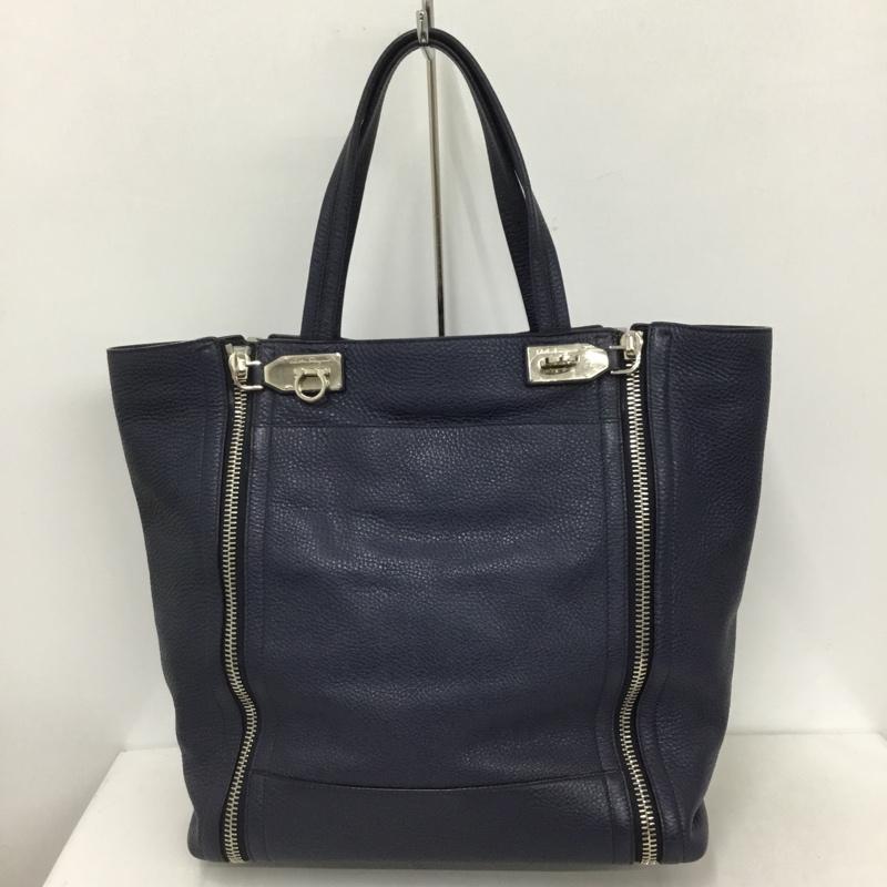 サルヴァトーレフェラガモ Salvatore Ferragamo トートバッグ トートバッグ E-21 E084 ガンチーニ 無地 紺 / ネイビー / レディース USED 古着 中古 10125987