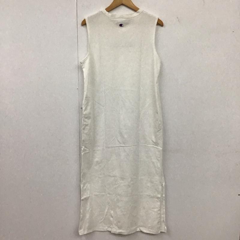 チャンピオン Champion ワンピース ロングスカート cwsp379 ノースリーブワンピース ロングワンピース クルーネック M ロゴ、文字 白 / ホワイト / レディース USED 古着 中古 10135196