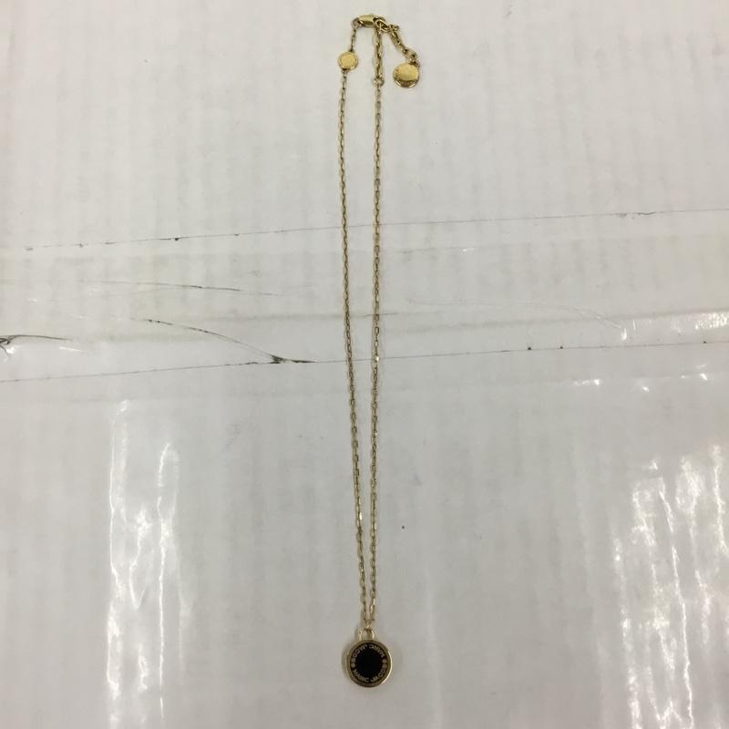 マークジェイコブス MARCJACOBS アクセサリー ネックレス、ペンダント DISC ENAMEL ロゴ、文字 黒 / ブラック / X 金 / ゴールド / レディース USED 古着 中古 10106034