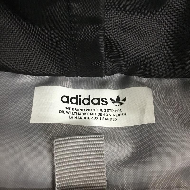 アディダス adidas リュックサック、デイパック リュックサック、デイバッグ GD5004 バックパック ロゴ、文字 黒 / ブラック / メンズ USED 古着 中古 10133245