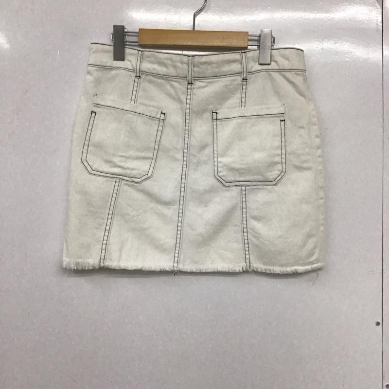 ザラ ZARA スカート ミニスカート M 無地 白 / ホワイト /  レディース USED 古着 中古 10133635