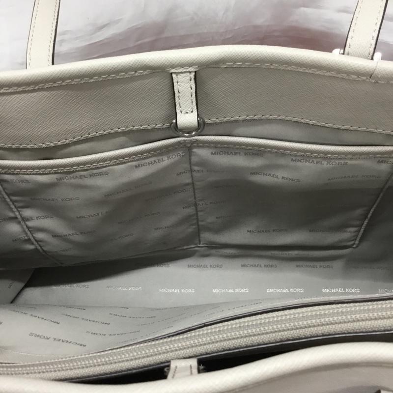 マイケルコース MICHAEL KORS トートバッグ トートバッグ ロゴ、文字 灰 / グレー / レディース USED 古着 中古 10117614