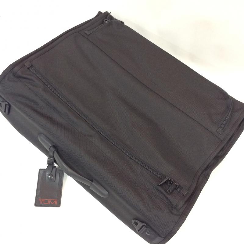 トゥミ TUMI ボストンバッグ ボストンバッグ 無地 黒 / ブラック / メンズ USED 古着 中古 10004197