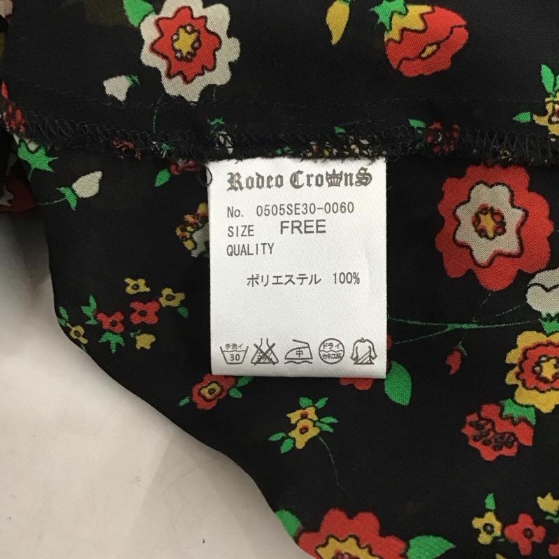 ロデオクラウンズ Rodeo Crowns タンクトップ タンクトップ FREE 総柄 黒 / ブラック / レディース USED 古着 中古 10137321