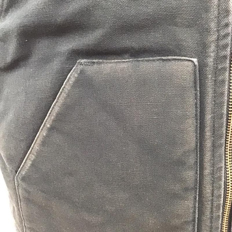 カーハート Carhartt ベスト ベスト ジップアップベスト ノーカラージップベスト アウター ロゴ、文字 黒 / ブラック / メンズ USED 古着 中古 10112075
