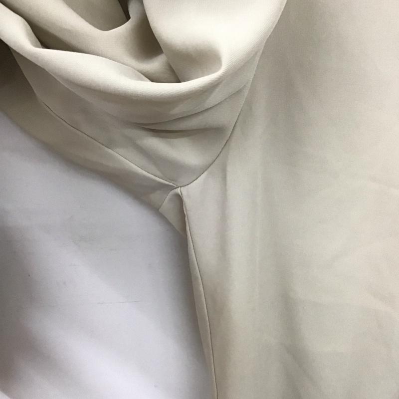 ムルーア MURUA ワンピース ロングスカート 012330302101-01 ウエストベルトワイドロンパース オールインワン ノースリーブ ワイドパンツ FREE 無地 アイボリー / アイボリー / レディース USED 古着 中古 10138396