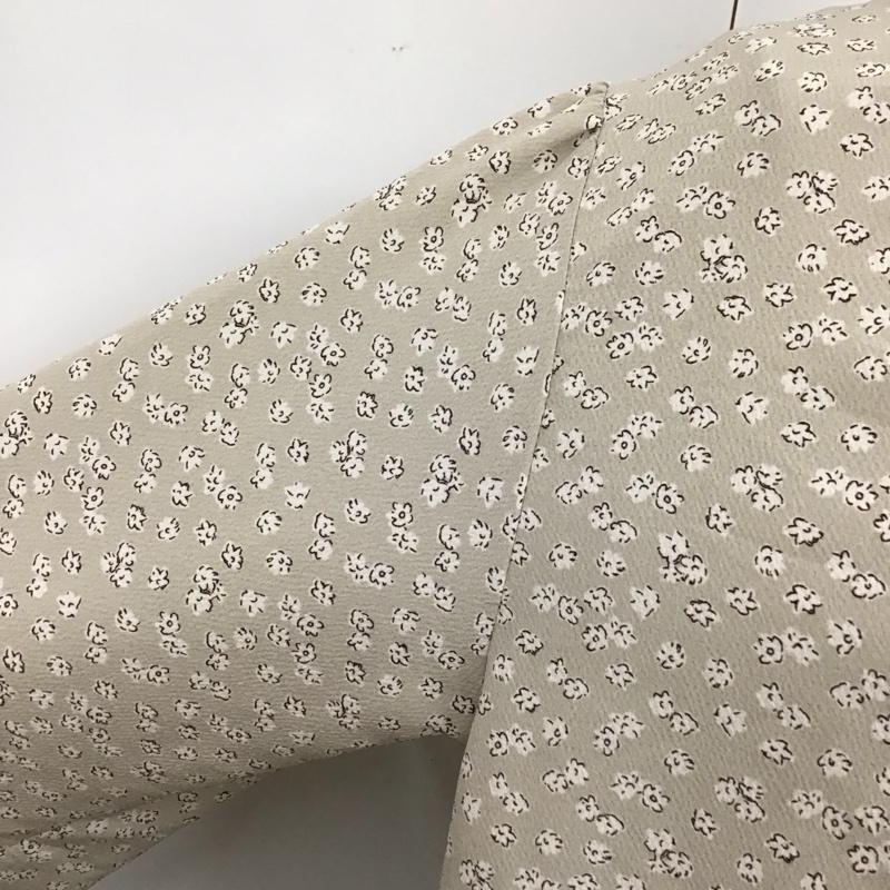 サマンサモスモス Samansa Mos2 シャツ、ブラウス 長袖 fld-1708892 長袖シャツ プリントシャツ ブラウス FREE プリント ベージュ / ベージュ / レディース USED 古着 中古 10115736