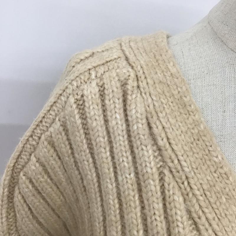 ザラ ZARA ニット、セーター 長袖 長袖ニットカットソー ニット セーター Vネックニット M 無地 ベージュ / ベージュ / レディース USED 古着 中古 10123726
