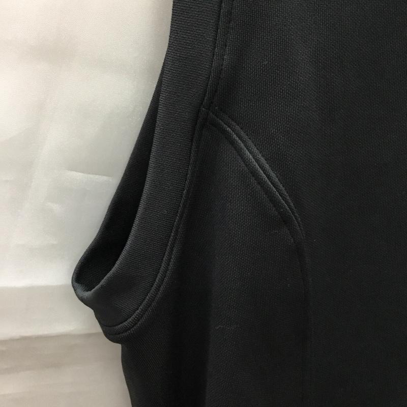 アンダーアーマー UNDER ARMOUR タンクトップ タンクトップ ノースリーブカットソー ロゴタンクトップ スポーツウェア S ロゴ、文字 黒 / ブラック / レディース USED 古着 中古 10113334