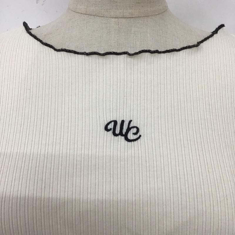 ダブルクローゼット w closet カットソー 長袖 356003 刺繍入りフレアスリーブプルオーバー FREE ロゴ、文字 オフホワイト / オフホワイト / X 黒 / ブラック /  レディース USED 古着 中古 10108410