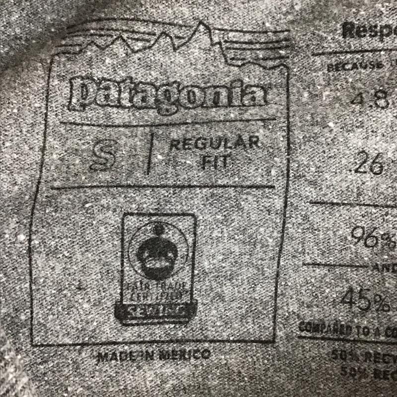パタゴニア patagonia Tシャツ 半袖 半袖カットソー プリントTシャツ クルーネックカットソー S ロゴ、文字 灰 / グレー / メンズ USED 古着 中古 10138742