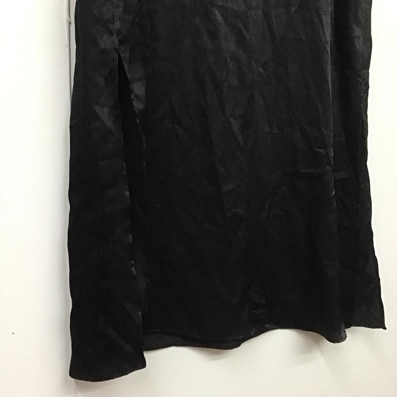ザラ ZARA ワンピース ロングスカート 8532 762 800 Vネック サイドスリット XS 無地 黒 / ブラック / レディース USED 古着 中古 10139407