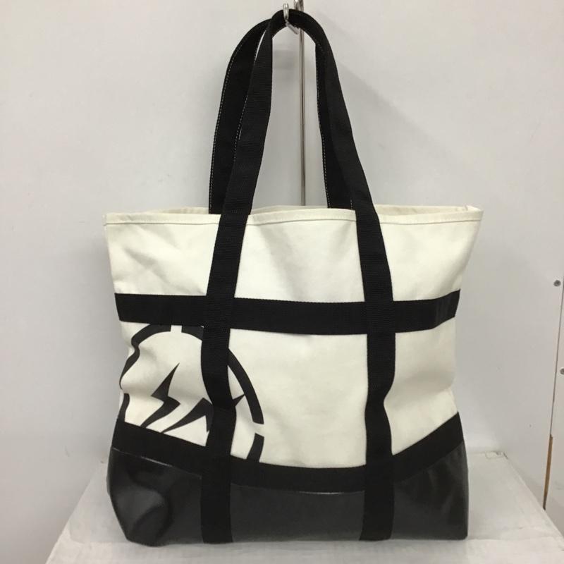フラグメント FRAGMENT トートバッグ トートバッグ 17-01687 SACAI プリント 白 / ホワイト / X 黒 / ブラック / メンズ USED 古着 中古 10097722