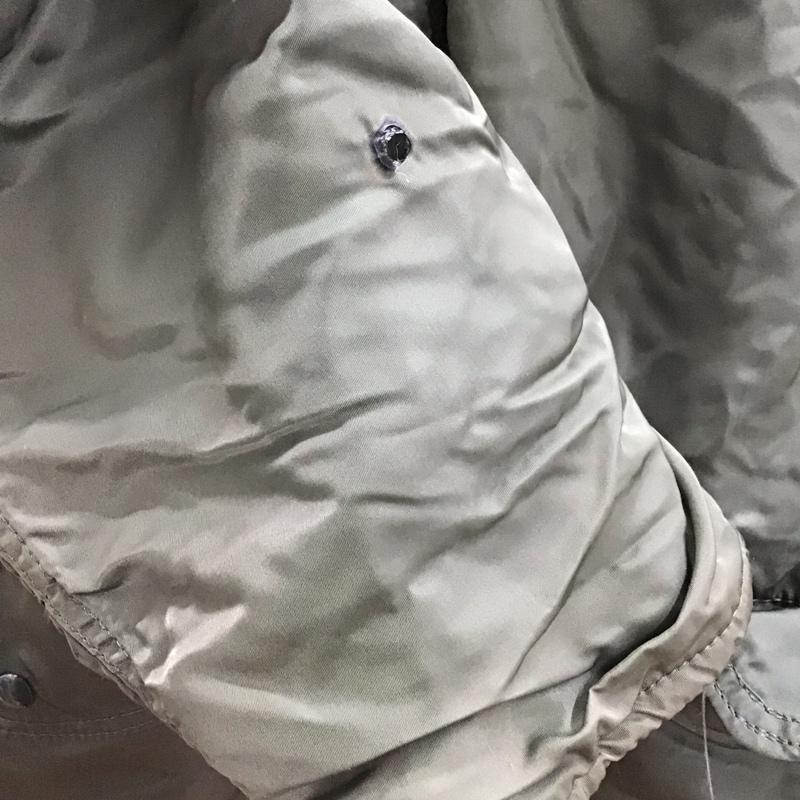 アルファインダストリー Alpha Industries ジャケット、上着 ジャンパー、ブルゾン ジップアップジャケット ジャンパー ジャケット カジュアルジャケット アウター L 無地 カーキ / カーキ / メンズ USED 古着 中古 10124254