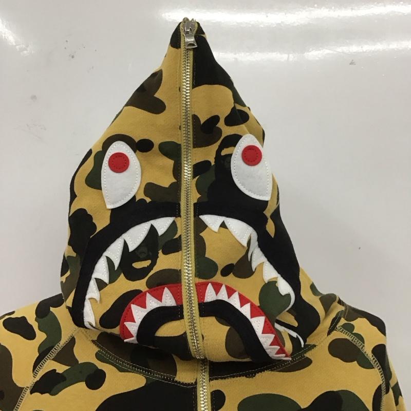 アベイシングエイプ A BATHING APE パーカー 長袖 長袖パーカー フード付きパーカー プリントスウェット トレーナー ジップカラー プルオーバー カモフラージュ柄・迷彩 マルチカラー / マルチカラー / メンズ USED 古着 中古 10107433