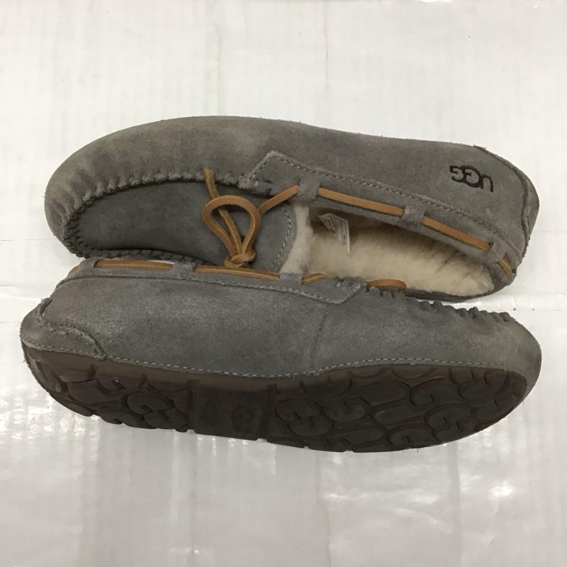 アグ UGG カジュアルシューズ カジュアルシューズ 1107949 Dakota 23cm モカシン 23.0cm 無地 灰 / グレー / レディース USED 古着 中古 10117346