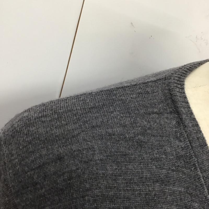 バーバリーブラックレーベル BURBERRY BLACK LABEL ニット、セーター 長袖 長袖ニットカットソー ニット セーター Vネックニット 2 ロゴ、文字 灰 / グレー / メンズ USED 古着 中古 10120366