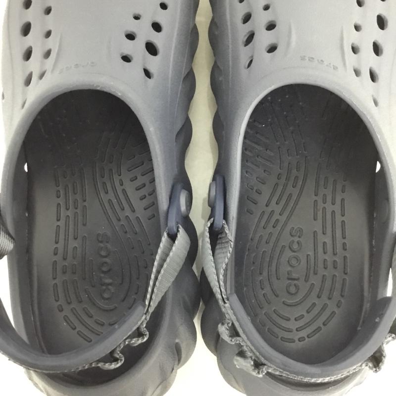 クロックス crocs サンダル サンダル ECHO CLOG M9 ロゴ、文字 紺 / ネイビー / メンズ USED 古着 中古 10128983