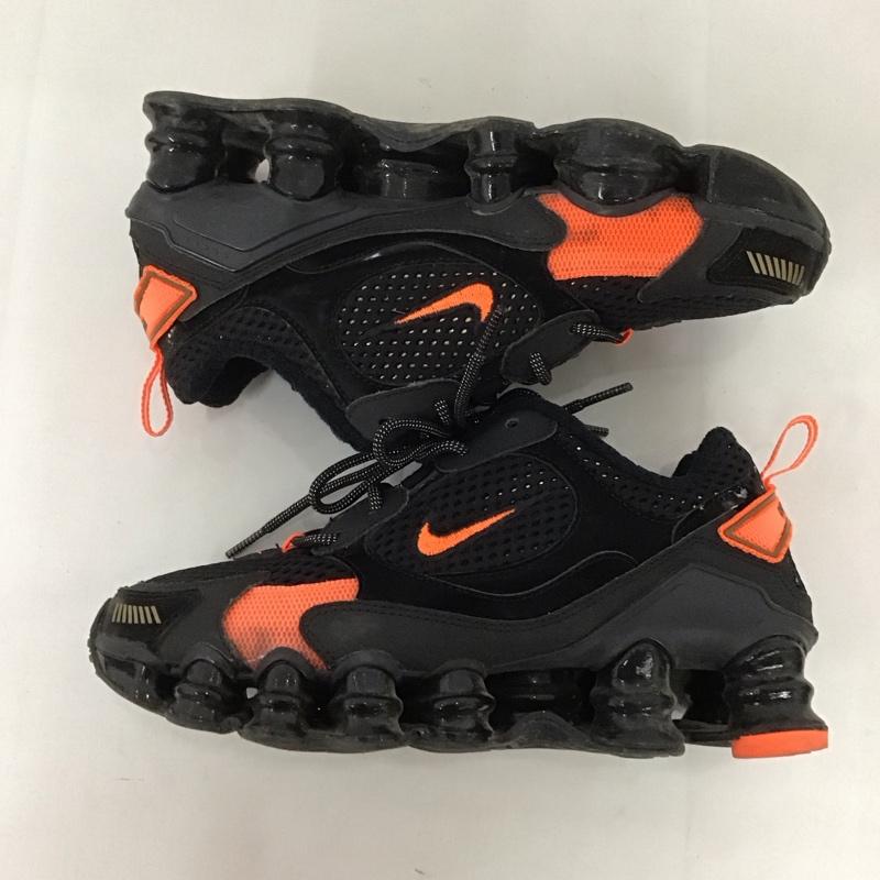 ナイキ NIKE スニーカー スニーカー CK2085-001 W Shox TL Nova 22.5cm 箱有 22.5cm ロゴ、文字 黒 / ブラック / X 橙 / オレンジ / レディース USED 古着 中古 10125681