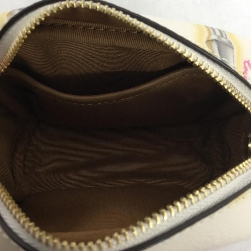 コーチ COACH ポーチ ポーチ リップ柄 ラウンドファスナー 総柄 マルチカラー / マルチカラー / レディース USED 古着 中古 10138843