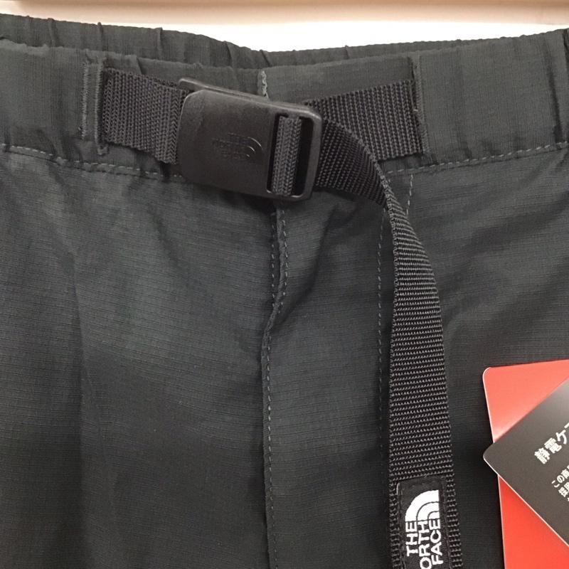 ザノースフェイス THE NORTH FACE パンツ ショートパンツ nb41820z ショートパンツ ハーフパンツ M ロゴ、文字 黒 / ブラック / メンズ USED 古着 中古 10133162